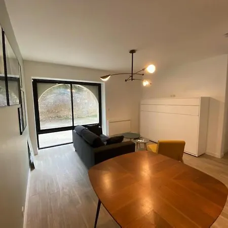 Le Celeste: Hypercentre, Quiet And Parking Apartment